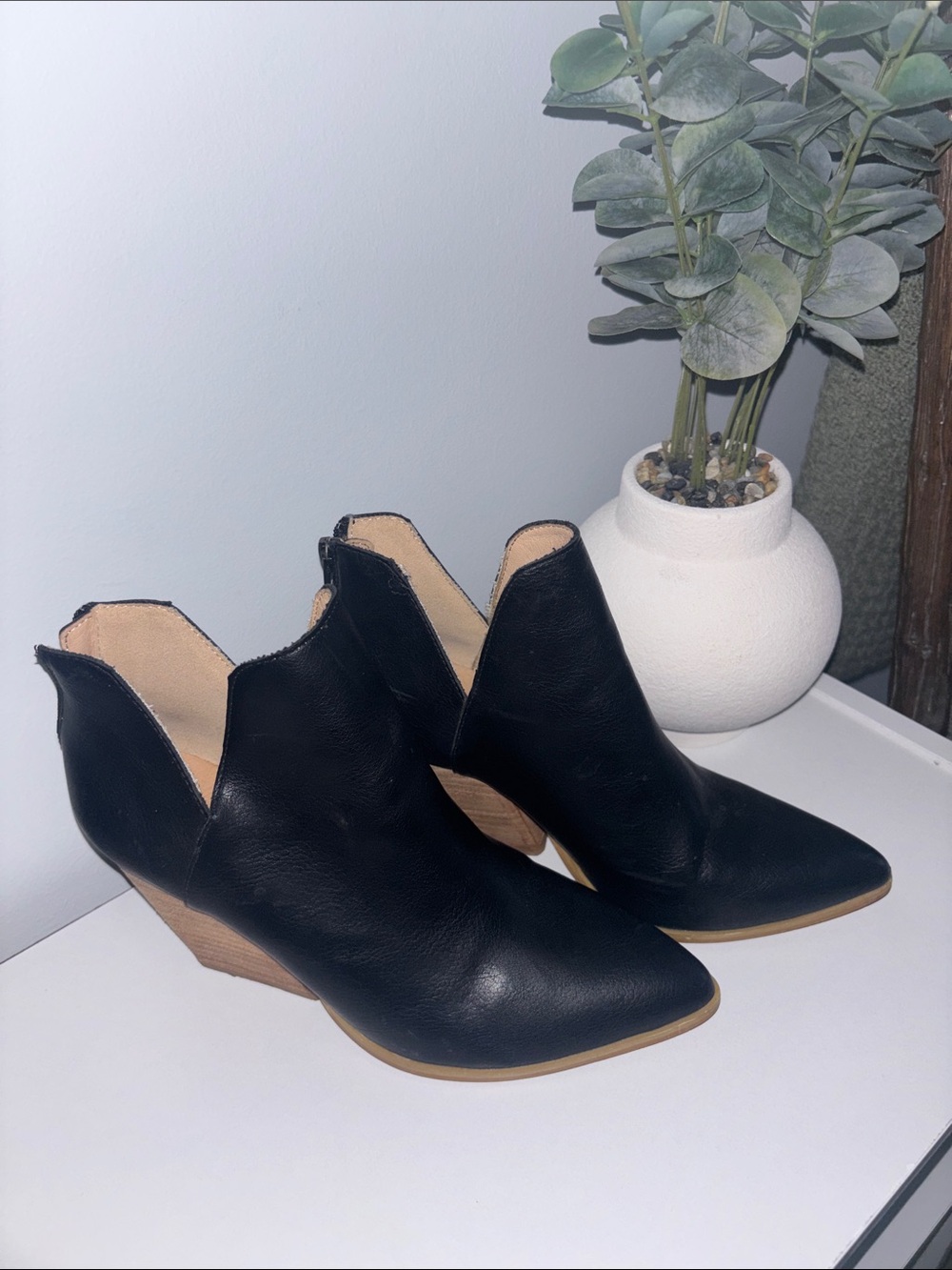 Mi.iM Black Pointed Wedge Cutout Ankle Booties